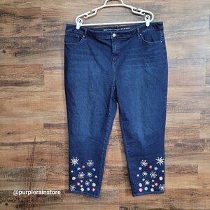 Chico's Jeans 4 = 20 Girlfriend Slim Leg Ankle High Rise Floral Embellished